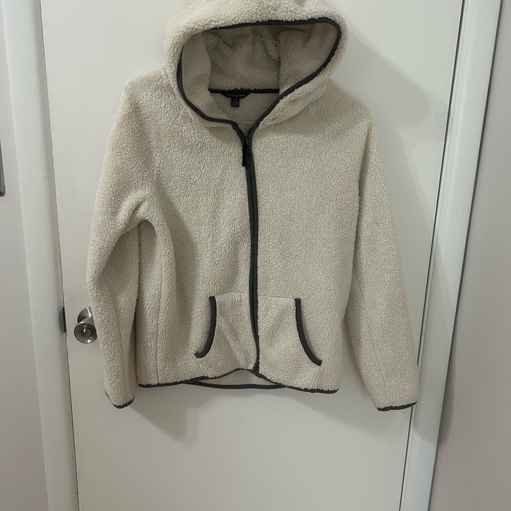 American Eagle Outfitters Cream Sherpa Jacket with Black Accents